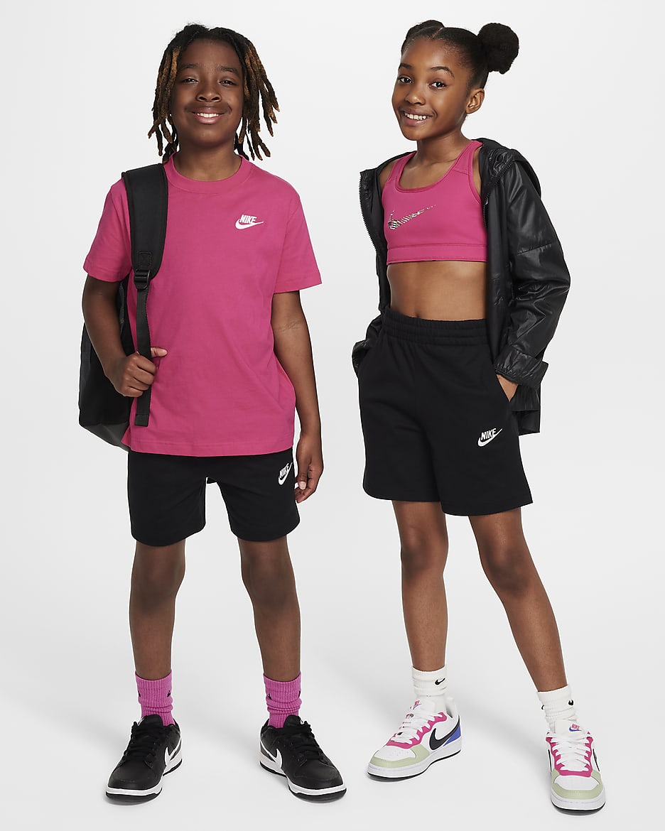 Black and pink nike retailer shorts